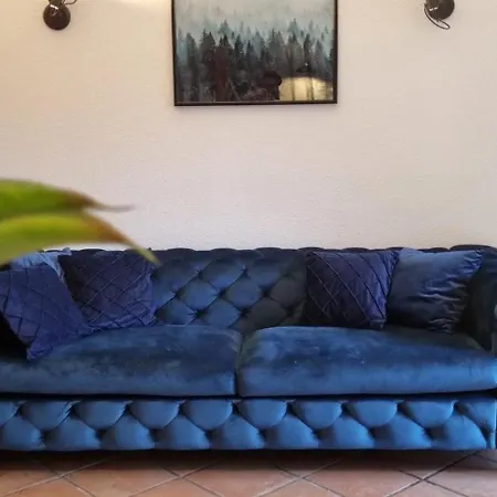 Luxus - 7 Personen 5 Baeder, 5 Schlafzimmer, Kueche, Parkplatz, Ruhig Appartamento