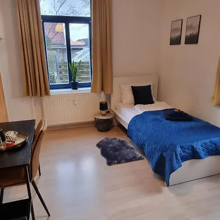 Luxus - 7 Personen 5 Baeder, 5 Schlafzimmer, Kueche, Parkplatz, Ruhig 아파트 Meine