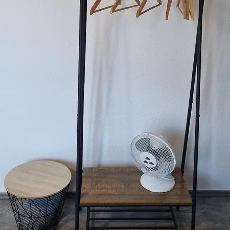 Appartamento Luxus - 7 Personen 5 Baeder, 5 Schlafzimmer, Kueche, Parkplatz, Ruhig *