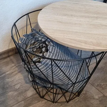 Appartamento Luxus - 7 Personen 5 Baeder, 5 Schlafzimmer, Kueche, Parkplatz, Ruhig