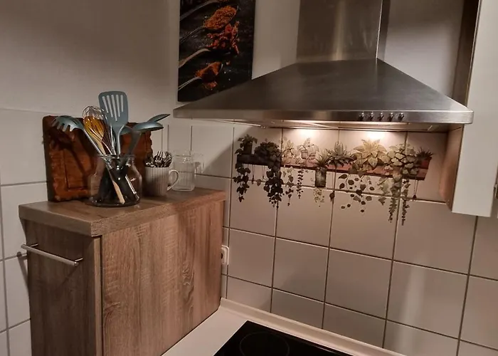 Luxus - 7 Personen 5 Baeder, 5 Schlafzimmer, Kueche, Parkplatz, Ruhig Lejlighed Meine