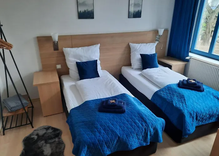 Luxus - 7 Personen 5 Baeder, 5 Schlafzimmer, Kueche, Parkplatz, Ruhig Meine